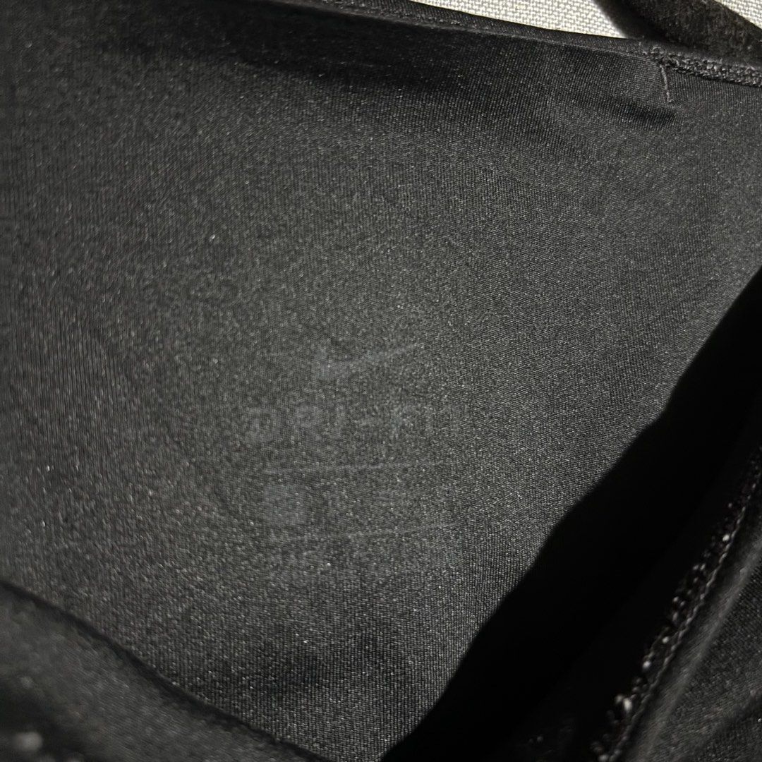 Nike Dri-Fit Black Leggings (Category: Other Bottoms) located in Tanjay. Submitted by febmarie (Listing ID 1466129962, Image 2). Description: 📍 Negros Oriental 📦 J&T — SF c/o buyer .