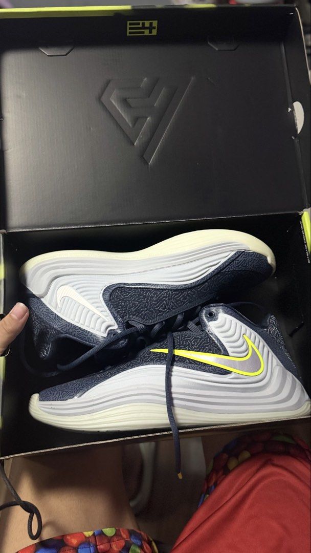 Nike Giannis Freak 7 SE EP Thunder Blue (Category: Sneakers) located in Manila. Submitted by klintrefu63290 (Listing ID 1466117980, Image 1). Description: - Item: Nike Giannis Freak 7 SE EP Basketball Shoes - Colorway: Thunder Blue / Phantom / Wolf Grey with geometric graphic upper and contrasting Swoosh - Size: Men's US 10.5 / Women's US 12 - Condition: Brand new, never worn, fresh out of packaging - Inclusion: Original box included.