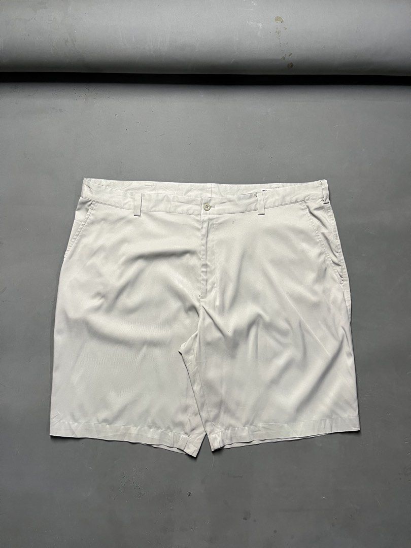 NIKE GOLF SHORT (Category: Activewear) located in Quezon City. Submitted by kentstuff (Listing ID 1466074244, Image 1). Description: NIKE GOLF SHORT Waist: 44 Length: 22 Leg opening: 13.5 Condition: Excellent CR: 9/10 Issue: ❌ DISCLAIMER: This is a thrifted item. All brands, logos, and trademarks belong to their rightful owners. We’re here to rehome great pieces — no brand affiliation intended.