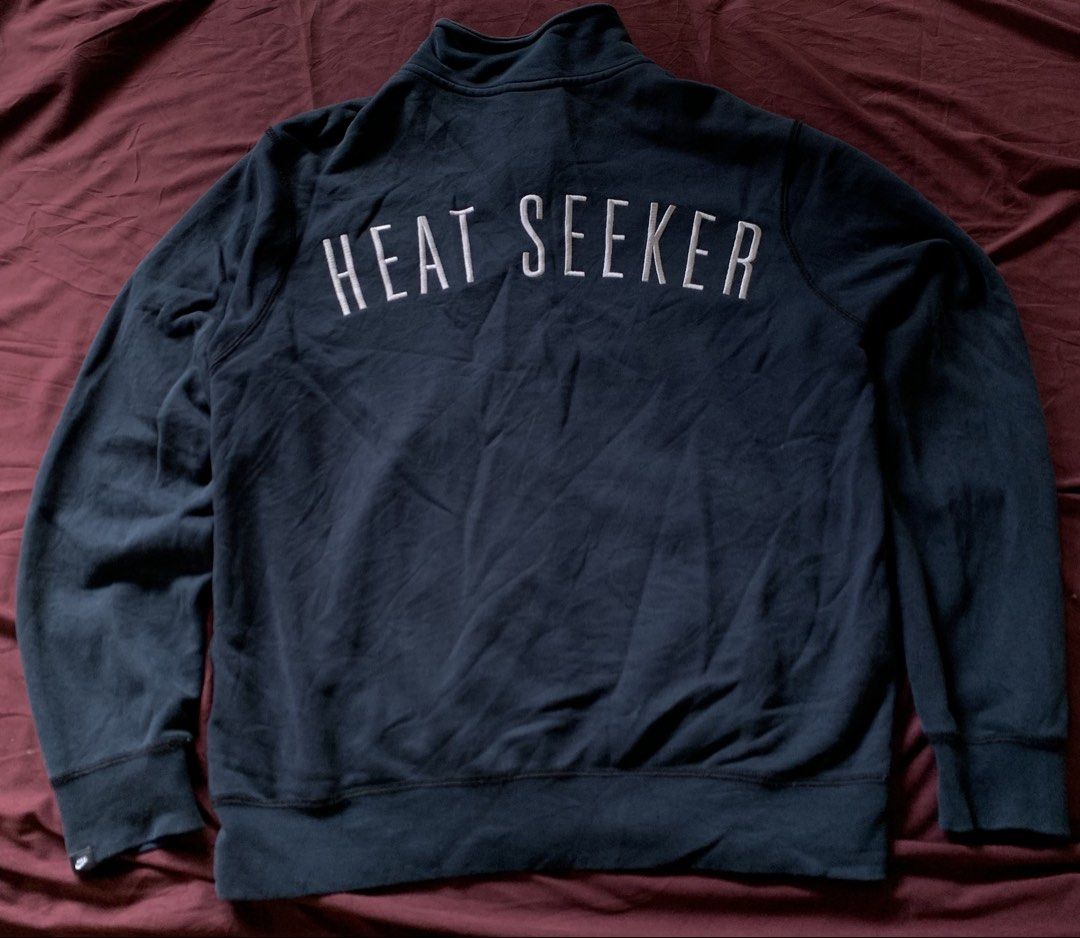 Nike Heat Seeker qzip (Category: Coats, Jackets and Outerwear) located in Iloilo. Submitted by oddymer (Listing ID 1466064442, Image 3). Description: Authentic Excellent condition No issue Complete tags Large size .