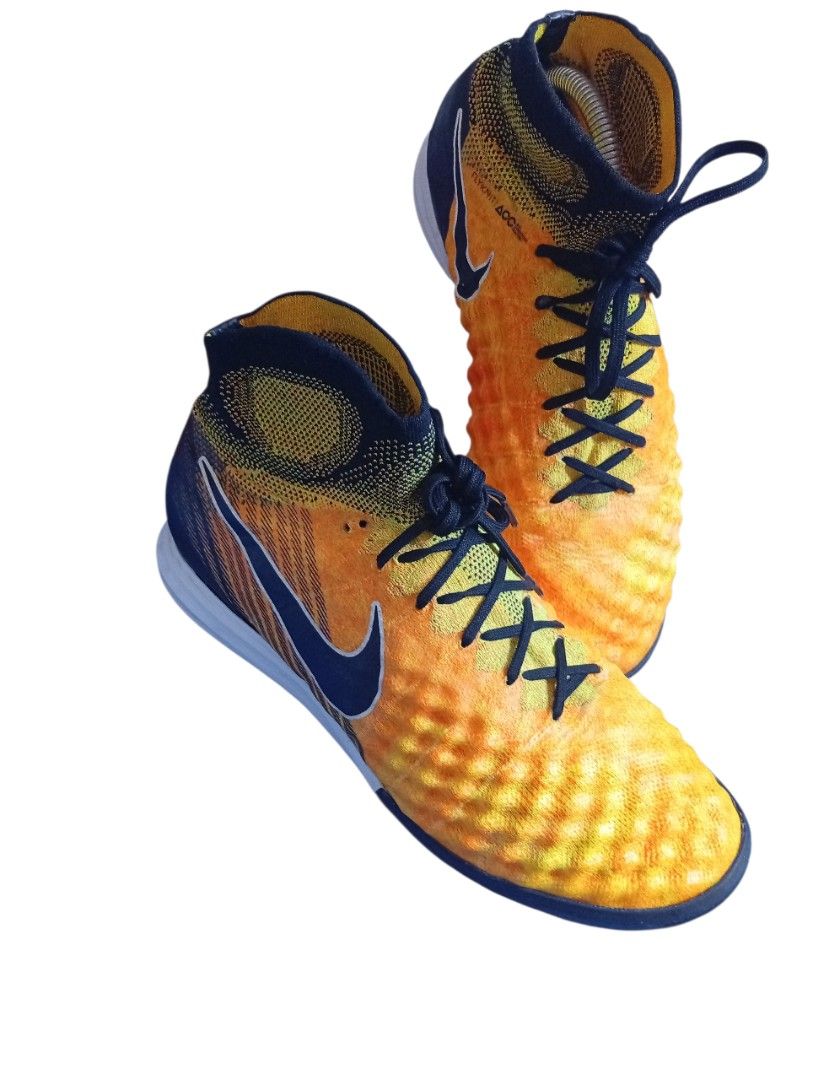 Nike MagistaX Proximo II DF (Category: Sneakers) located in Baguio. Submitted by nervisa_deer (Listing ID 1466025393, Image 1). Description: Frm ukay box.. With minimal sign of usage only..