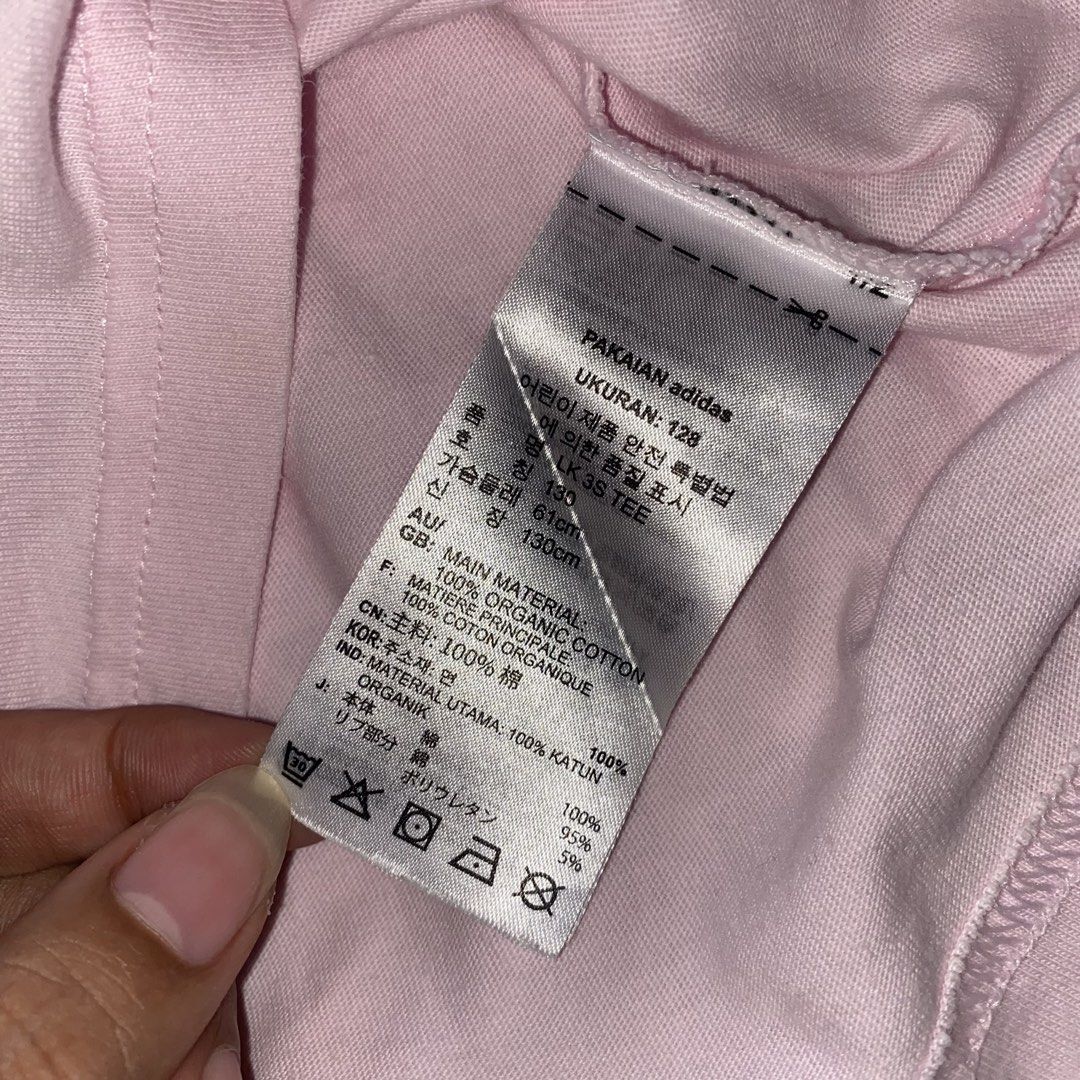 Nike Pink Shirt (Category: Shirts) located in Cavite. Submitted by maevxnini (Listing ID 1466010817, Image 3). Description: - xs-small - lightly used 📍cavite.