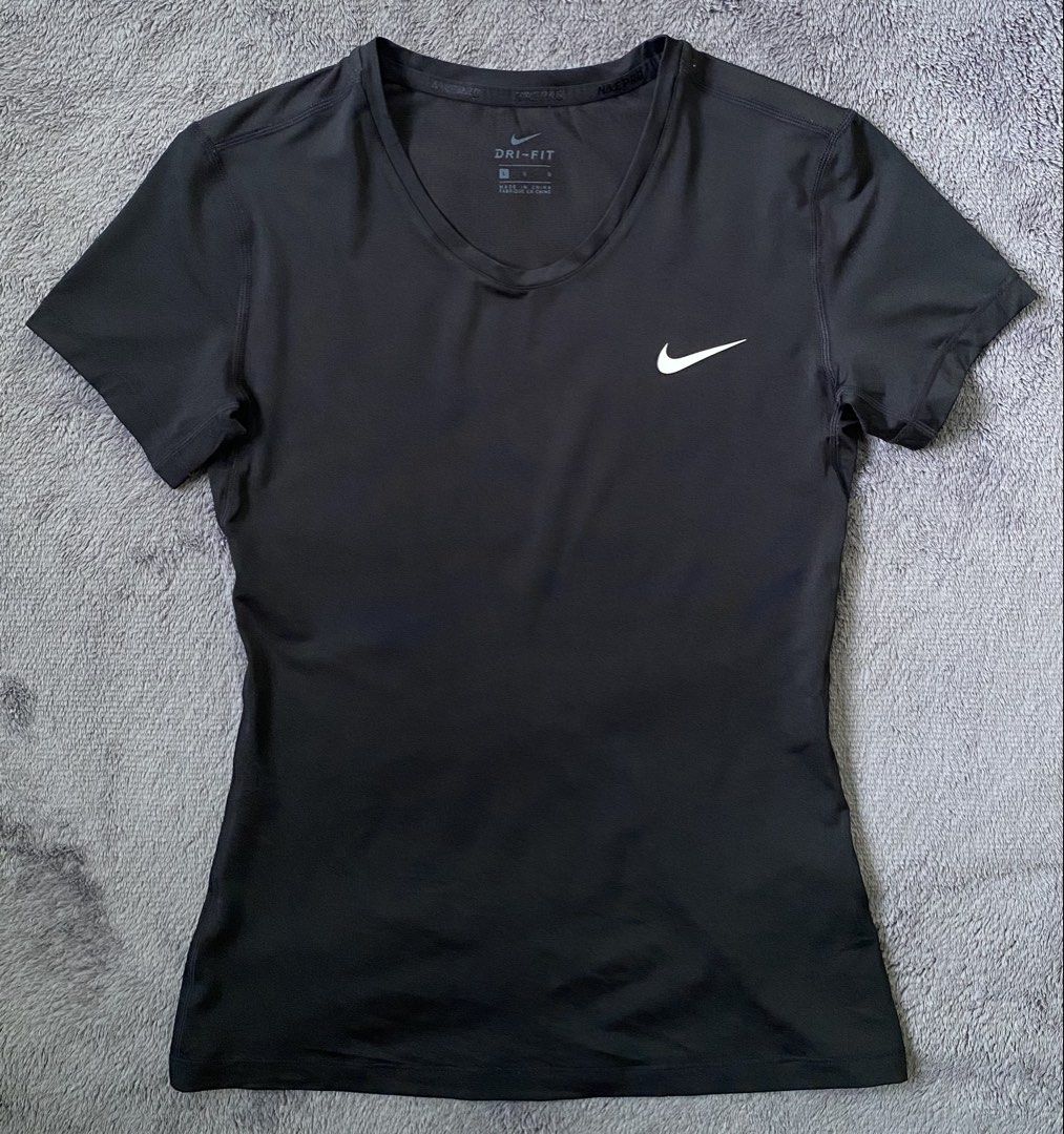 Nike Pro Cool Short Sleeve (Category: Activewear) located in Cebu City. Submitted by markvoid (Listing ID 1466089661, Image 1). Description: Nike Pro Cool Short Sleeve >Excellent Condition >Like New >No Flaws >Stretchable Fabric >Color Rate: 10/10 >Color May Vary Due To Light >Width: 15 >length: 22 >Size: Large >Price+SF >MOP: Gcash/Bank Transfer >Shipping: J&T Mandaue City.
