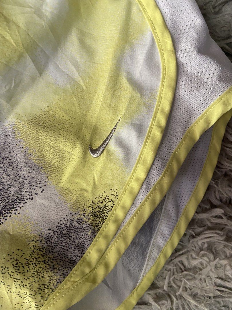 Nike running (Category: Activewear) located in Kinoguitan. Submitted by bravewolf_137e8e (Listing ID 1465981101, Image 2). Description: .