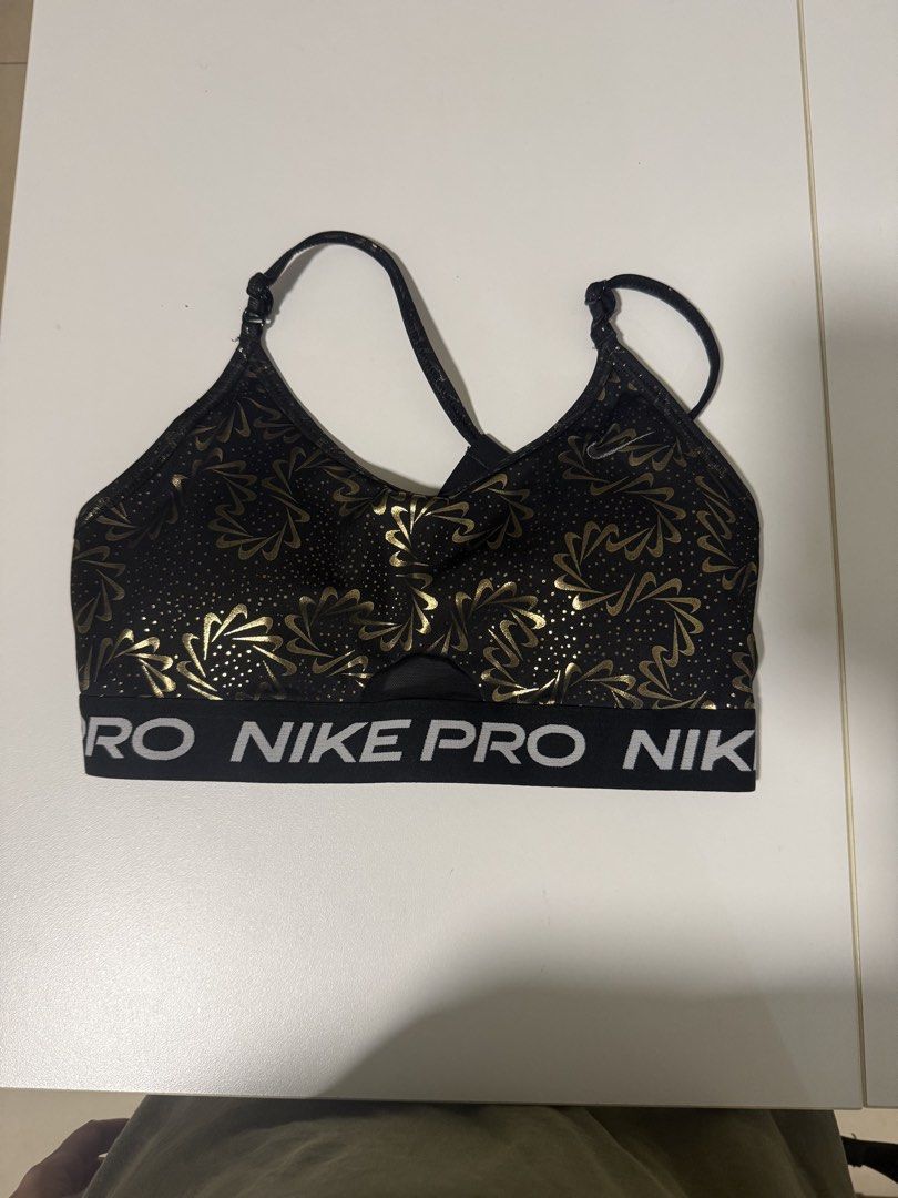 Nike Training Pro sports bra (Category: Activewear) located in Pasig City. Submitted by roadtominimalism09 (Listing ID 1466154732, Image 1). Description: Nike Training Pro sports bra GRX Dri-FIT Indy strappy Size medium, 85cm Rfs:no flaws, i got fat, this feels too tight for me for a medium size.
