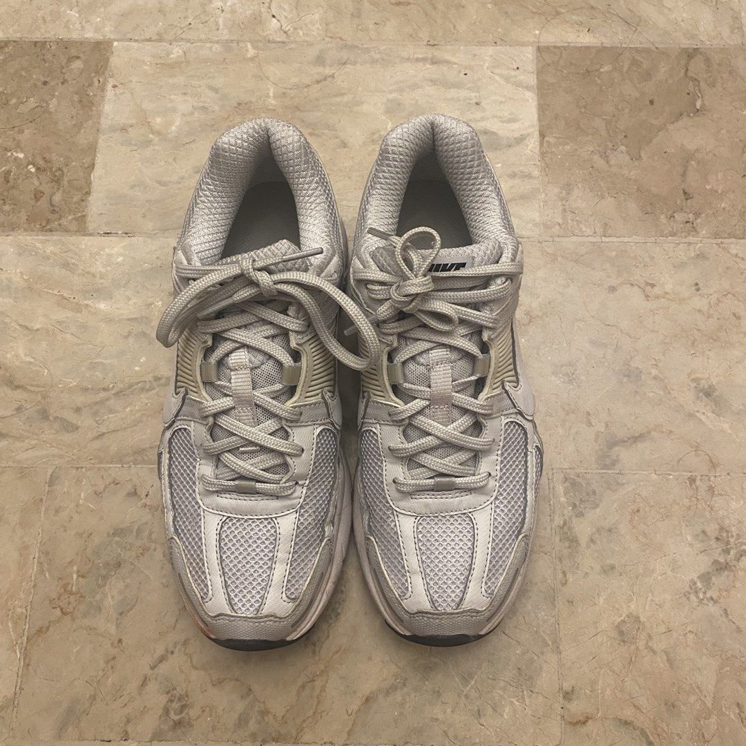 Nike Vomero 5 (Category: Casual Shoes) located in Manila. Submitted by needmoneyforchrow (Listing ID 1466074865, Image 1). Description: .