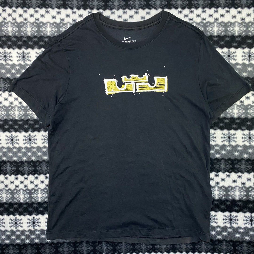 Nike x Lebron (Category: Tshirts & Polo Shirts ) located in General Santos City (Dadiangas). Submitted by nokkie_thrift (Listing ID 1466142501, Image 1). Description: Nike x Lebron Good condition Dimes 23x29 .