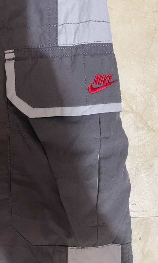Nike y2k cargo short (Category: Shorts) located in Tigaon. Submitted by partidothrift_v2 (Listing ID 1466119873, Image 3). Description: .