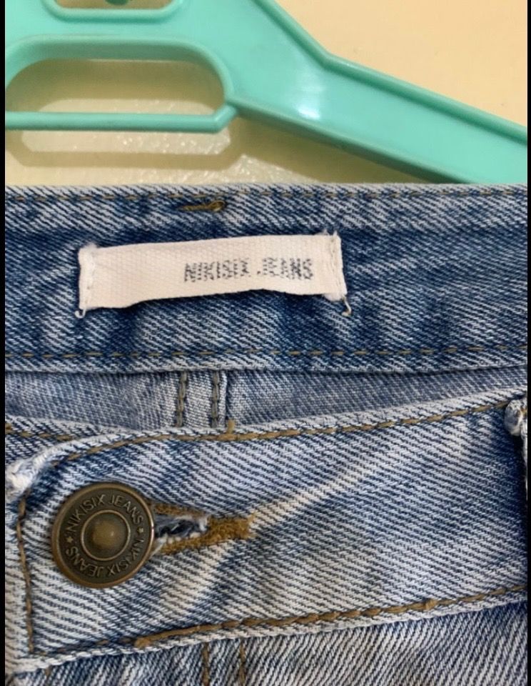 Nikisix Ripped Jeans Womens (Category: Jeans) located in Valenzuela. Submitted by clickandshoppreloved (Listing ID 1466009652, Image 3). Description: Nikisix Ripped Jeans Womens Onhand, Original Waist : 33in Height: 36 Color : Blue (Excellent Condition, Good As New).