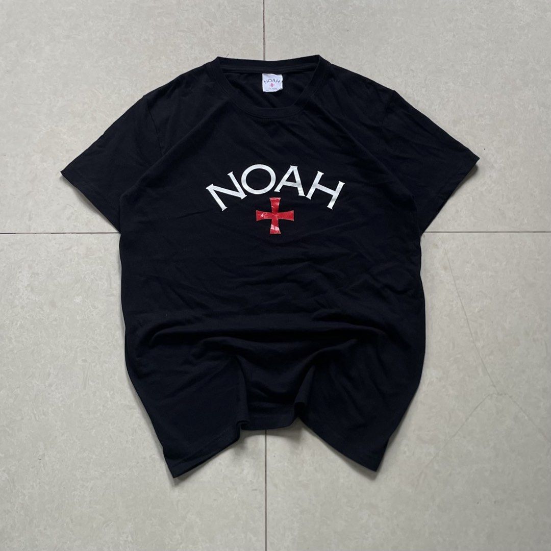 NOAH TEE (Category: Activewear) located in Liloan. Submitted by retro_ken_finds (Listing ID 1465964730, Image 1). Description: (NOAH) 📐𝐌𝐞𝐚𝐬𝐮𝐫𝐞𝐦𝐞𝐧𝐭 ( 𝒊𝒏 𝒊𝒏𝒄𝒉𝒆𝒔 ) ᴡɪᴅᴛʜ: 19 | ʟᴇɴɢᴛʜ: 26 • ᴄᴏɴᴅɪᴛɪᴏɴ: 9/10 • ᴄᴏʟᴏʀ ʀᴀᴛᴇ: 9/10 _______________________________ 🅼🅸🅽🅴: 500.