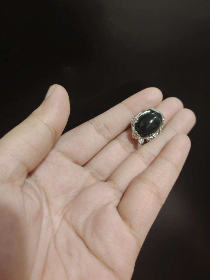 Obsidian oval stone spacer (Category: Rings) located in Caloocan City. Submitted by cherishedfinds (Listing ID 1466115870, Image 2). Description: - Real Obsidian stone - This is a spacer only, can be used as a pendant or bracelet spacer ✨ - Silver plated, non tarnish, non fade under proper care - Spent 500, get a freebie 🎁 You may add items from my other listings 💯.