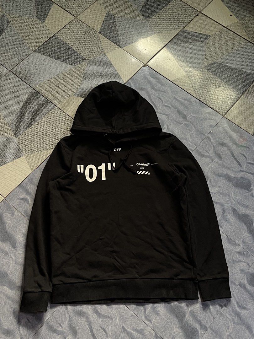 Off white (Category: Hoodies) located in Quezon City. Submitted by thriftshop_treasure (Listing ID 1466104450, Image 2). Description: 23x27.
