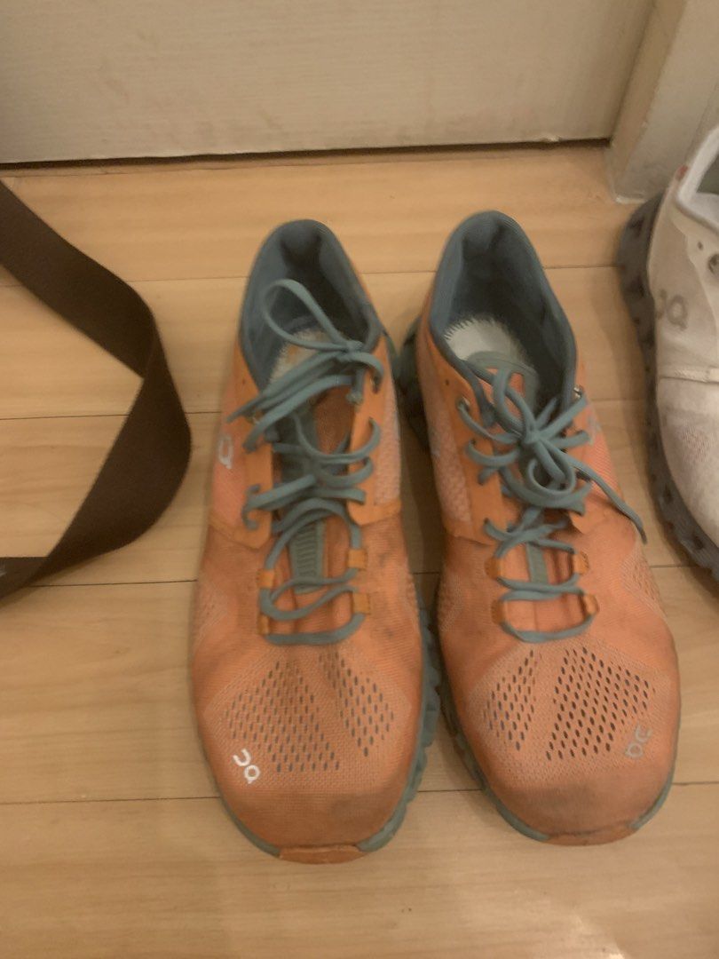 On cloud take all size 8.5-10 As is (Category: Announcements) located in Manila. Submitted by moneymann888 (Listing ID 1466148044, Image 2). Description: Sf Buyer shoulder as is where is sign of usage manage your expectations yung iba walang insole bawal sa maselan bumili ka ng bago lahat usable at original shoes only.