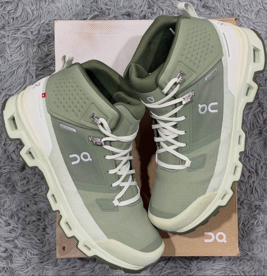 On Cloudrock 2 WP Reseda Aloe size 11us M (Category: Sneakers) located in Quezon City. Submitted by shoeplug.ph (Listing ID 1466099369, Image 1). Description: On Cloudrock 2 WP Reseda Aloe size 11us M Fitted Indoors Pass as New / Complete ₱5,000 dm if interested.