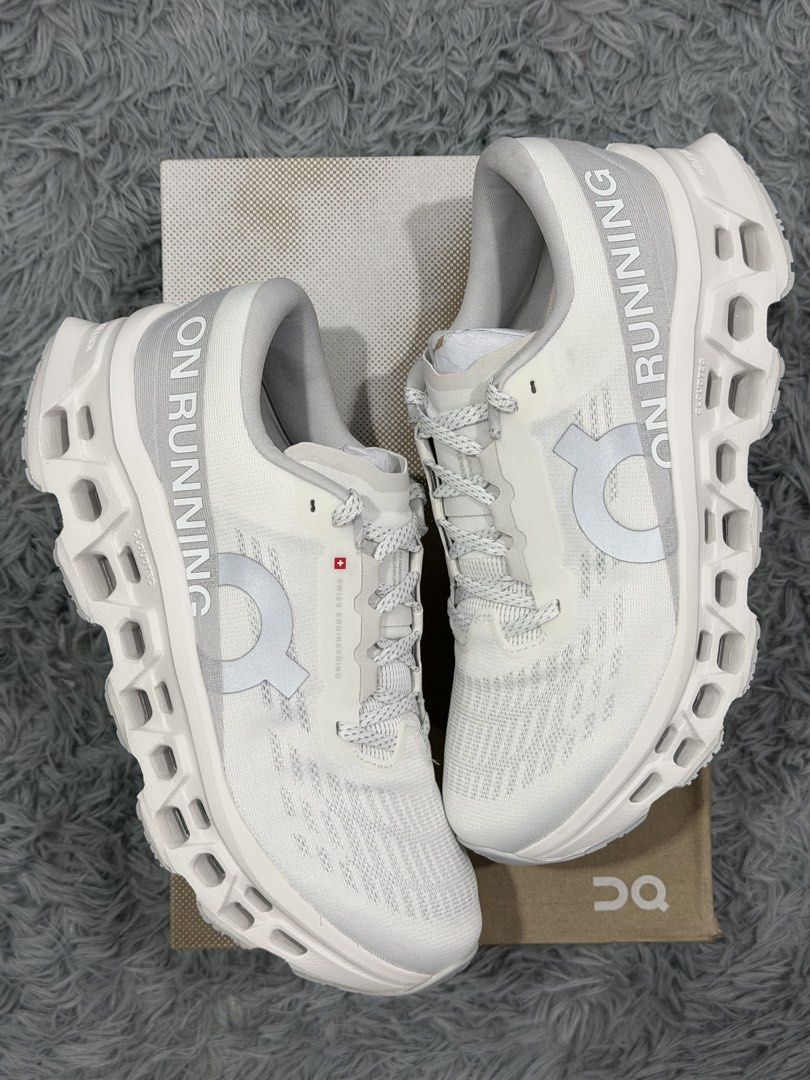 On Clousmonster 3 White Wolf (Category: Sneakers) located in Quezon City. Submitted by shoeplug.ph (Listing ID 1466097734, Image 1). Description: On Clousmonster 3 White Wolf size 8.5us W (7.5us M) / 25.5cm brandnew / complete ₱7,500 dm if interested .