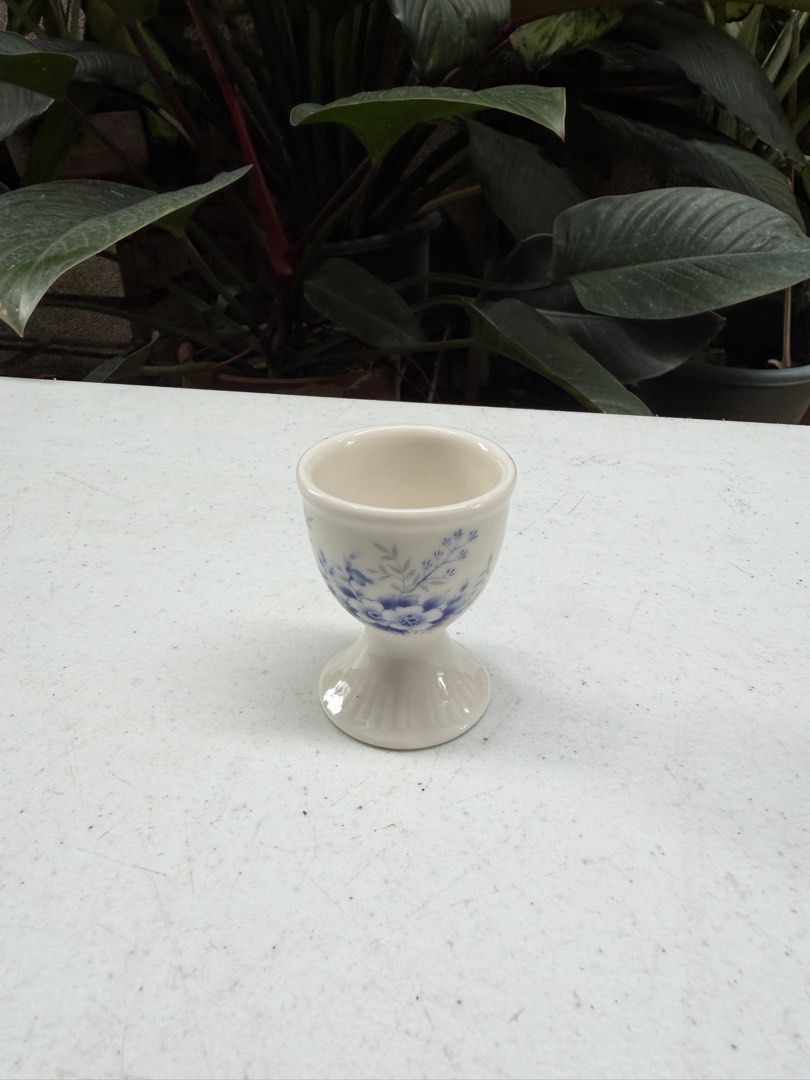 One piece egg holder (Category: Coffee & Tea Tableware) located in Davao. Submitted by parteawares2 (Listing ID 1466011876, Image 1). Description: One piece egg holder Marui brand made in Japan .