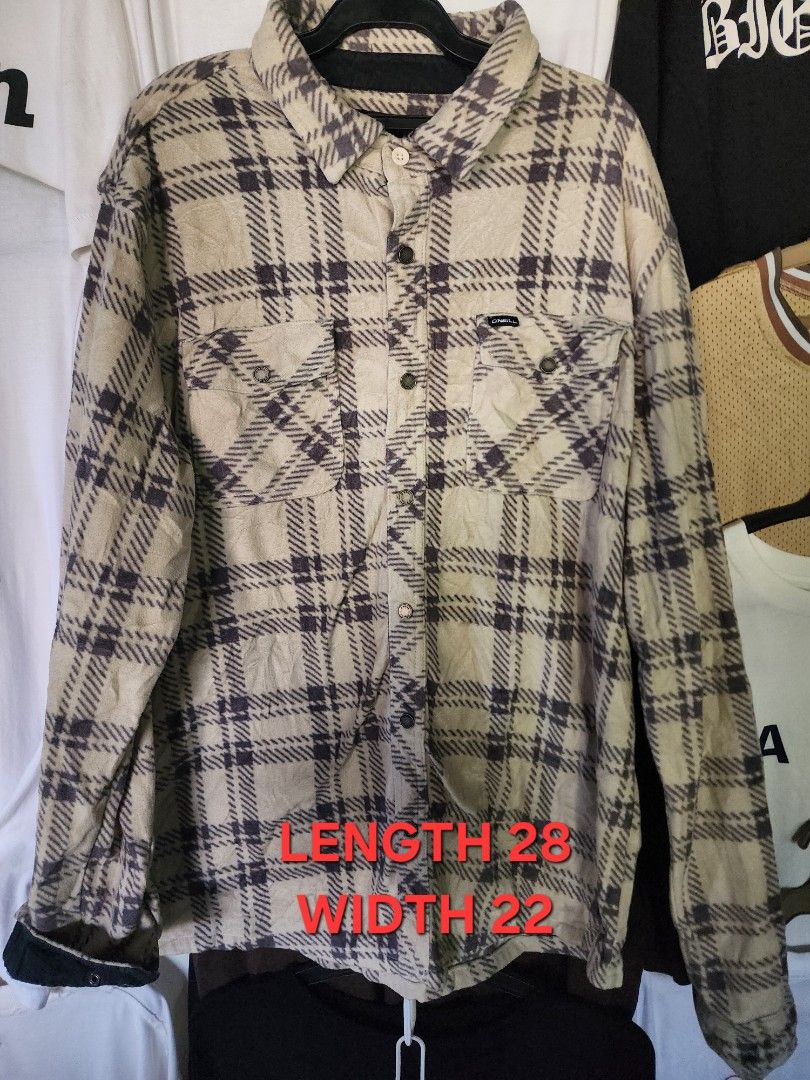 Oneil wool longsleeves (Category: Coats, Jackets and Outerwear) located in Real. Submitted by raphy2019 (Listing ID 1466019932, Image 1). Description: .