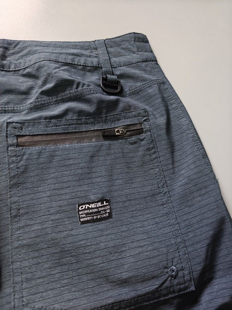Oneill Hybrid Short (Category: Shorts) located in Alaminos. Submitted by paldonats (Listing ID 1465986049, Image 3). Description: ◾Size : 32 on tag ◾Dimes : W34", L20" ◾LIKENEW CONDITION! ◾WASHED W/ FABCON AND READY TO WEAR 🛒Price : + Shipping fee.