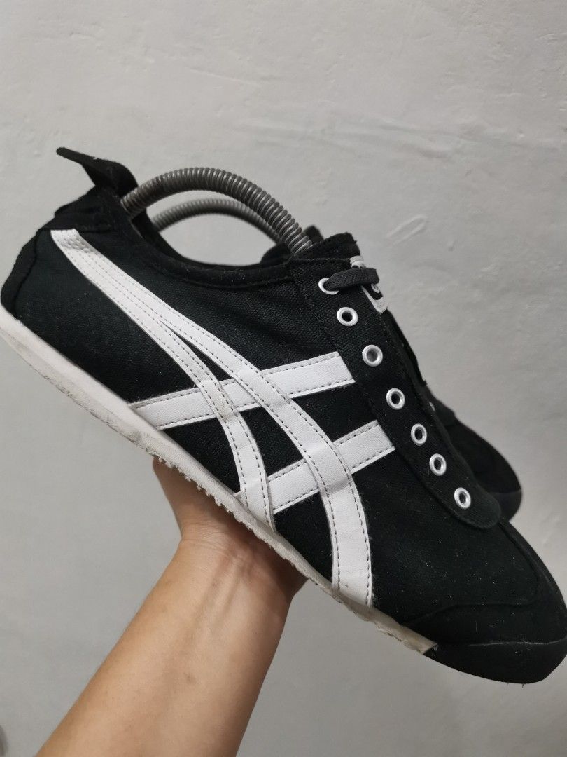 Onitsuka tiger (Category: Sneakers) located in Paranaque City. Submitted by melodybala13770 (Listing ID 1466101370, Image 3). Description: Good as new No box Ukay.