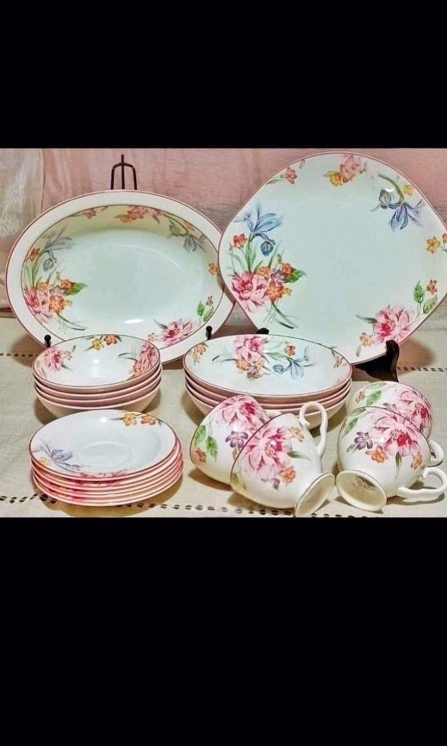 OPHELIA ROYAL ALBERT (Category: Other Kitchenware & Tableware) located in Cabanatuan. Submitted by miss.maia (Listing ID 1466016672, Image 2). Description: Almost new another set for sale! (last set) for sale or for keep! 😊 beautiful rare pattern.. makinis nego for sure buyer💕.
