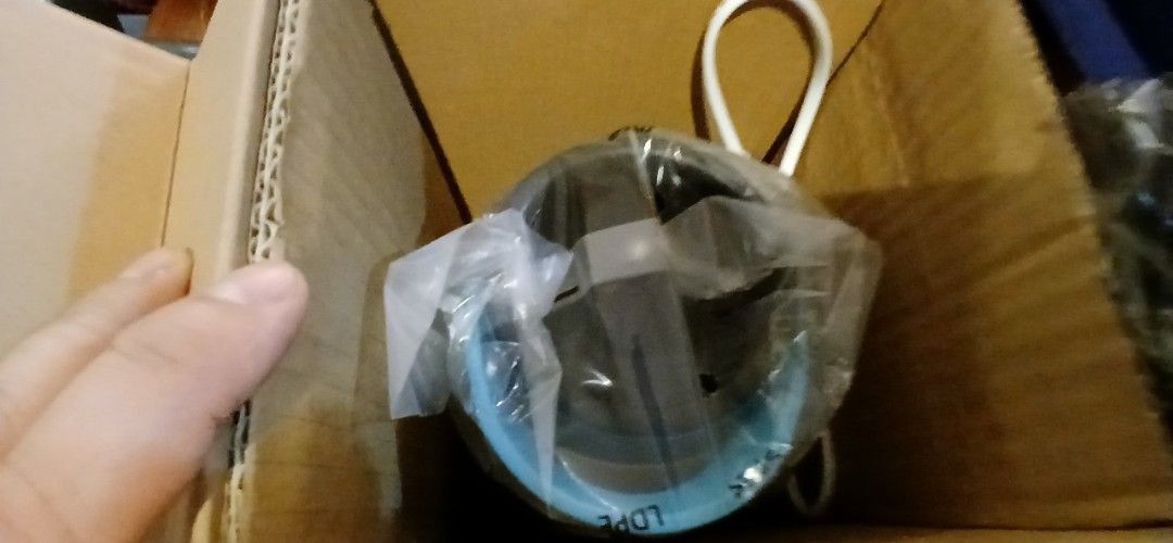 Oster My Blend Personal Blender (Category: Juicers, Blenders & Grinders) located in Marikina City. Submitted by darthvader888 (Listing ID 1466069579, Image 3). Description: - Brand: Oster My Blend personal blender - Color: Blue and black design - Condition: Brand new, never opened, still in original box with plastic wrapping intact - Features: Quick one-touch blending for smoothies, protein drinks, and shakes - Inclusion: 600ml re-usable sport bo