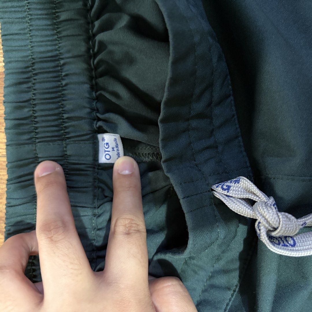 OTG Scrub Suit Pants Only Size M (Category: Activewear) located in Quezon City. Submitted by mssaiira (Listing ID 1466033977, Image 2). Description: PANTS ONLY SIZE M -MAY NAME LANG NA NAKALAGAY KAYO NA PO MAGTANGGAL QC AREA.
