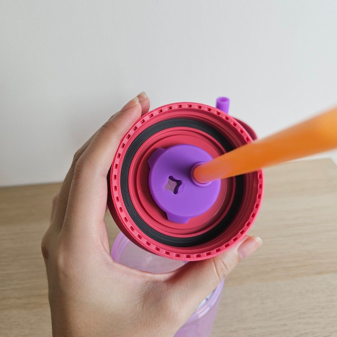Owala Kid's Tumbler 15oz (Category: Water Bottles & Tumblers) located in Manila. Submitted by findsbyseelee (Listing ID 1466095852, Image 2). Description: Owala Kid's Tumbler! It’s made for the kiddos, but honestly… it’s also perfect for your iced coffee or matcha! 👀☕️🍵 ✨ Easy to sip ✨ Spill-resistant ✨ Removable & reusable straw ✨ Easy to clean ✨ BPA, lead & phthalate-free ✨ Dishwasher-safe lid & hand-washable cup Perfect size for little hands