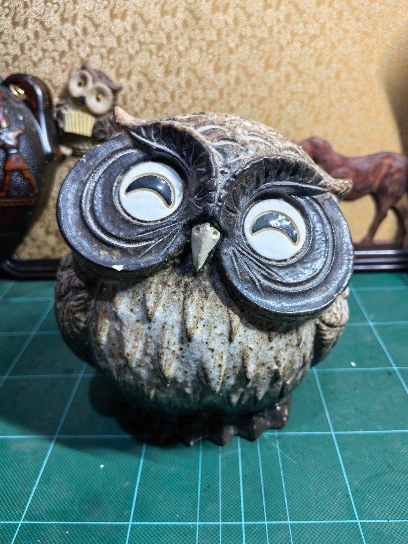 Owl - Ceramic (Category: Other Home Decor) located in Cebu City. Submitted by dudes_villanueva (Listing ID 1466110409, Image 2). Description: Owl - Ceramic 🦉 Pwede pang display sa Garden. 🦉 May Konting chips. Sold as is. L5.5xW4.5x6.25 in.