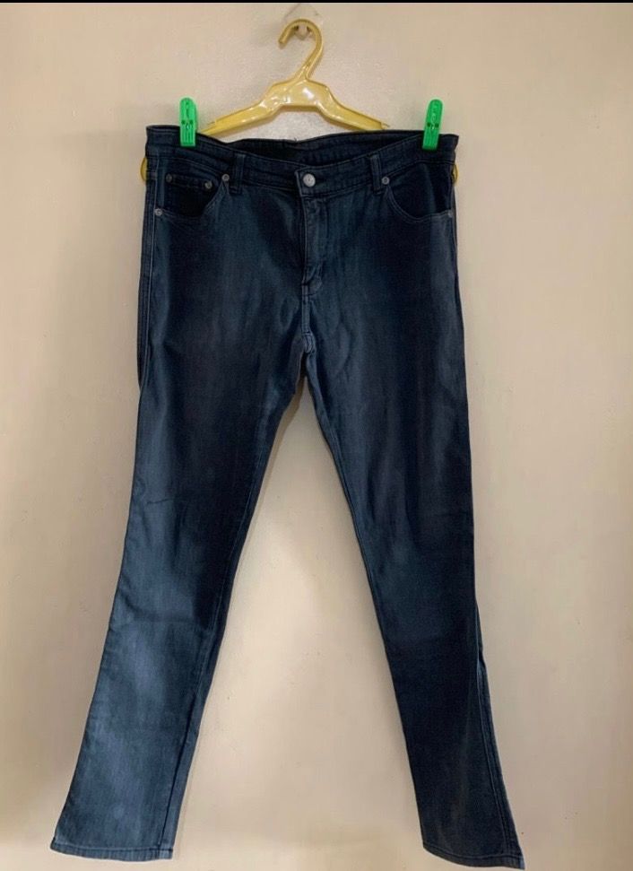 Paddocks Jeans Womens (Category: Jeans) located in Valenzuela. Submitted by clickandshoppreloved (Listing ID 1466016061, Image 1). Description: Paddocks Jeans Womens Onhand,(34size ontag) Waist : 31in Height: 39.5 Color : Grey (Excellent Condition, Good As New).
