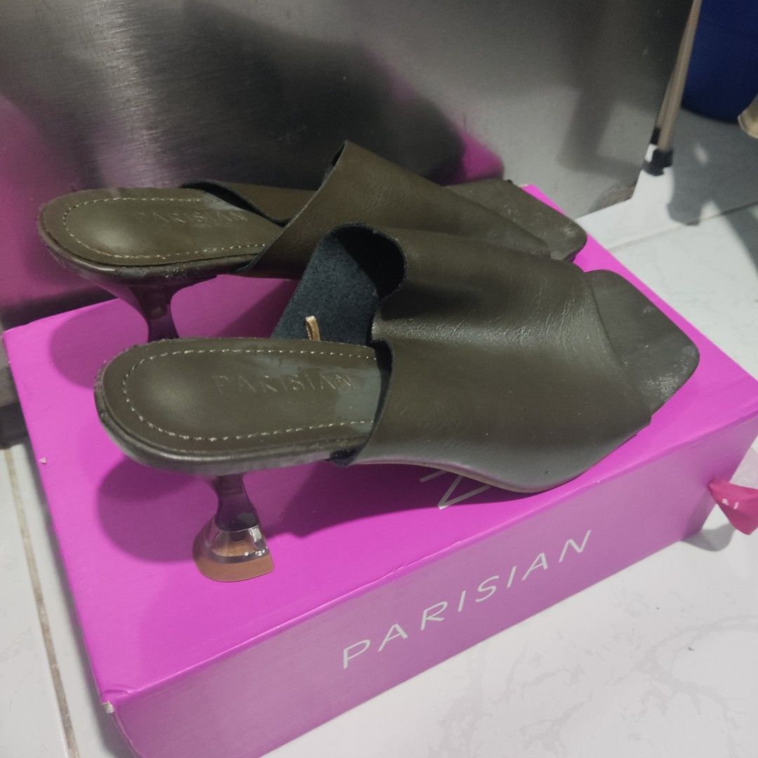 Parisian Open-toe Mule Heels (Category: Heels) located in Antipolo. Submitted by hesedfinds.shop (Listing ID 1466148495, Image 2). Description: Olive green open-toe mule with a flared, kitten heel See pics to see minor issues.