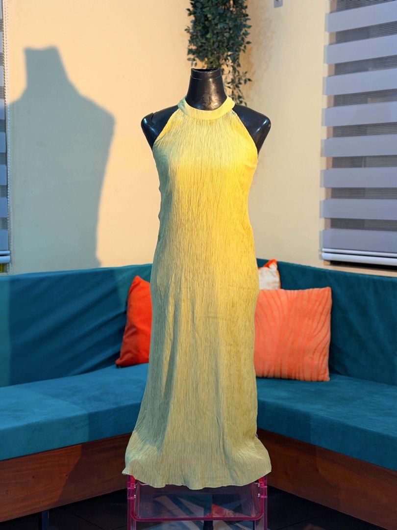 Party Long Dress (Category: Dresses) located in San Pablo. Submitted by akari_kin (Listing ID 1466152775, Image 2). Description: .