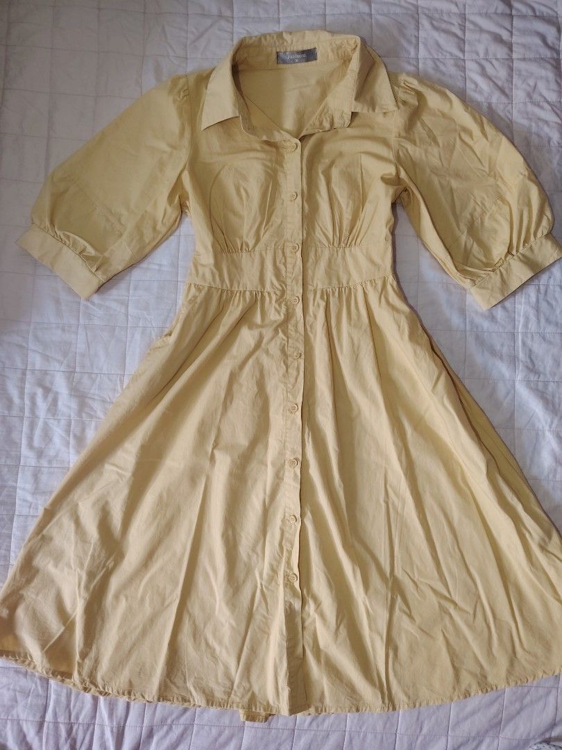 Pastel Yellow Collared Button-Down Shirt Dress (Category: Dresses) located in Tarlac. Submitted by your_finds (Listing ID 1466027290, Image 1). Description: Description: - (Medium on tag) Small to Semi-medium ang size - Pastel Yellow ang color - Working ang buttons - With 2 pockets - Stretchable ang waistline Condition: 9/10 / Very good condition Issue: Nag cracked ang isang button Medida size (inch) Bust: 33-35 Sleeve length: 15 Waist: 27-33 Len