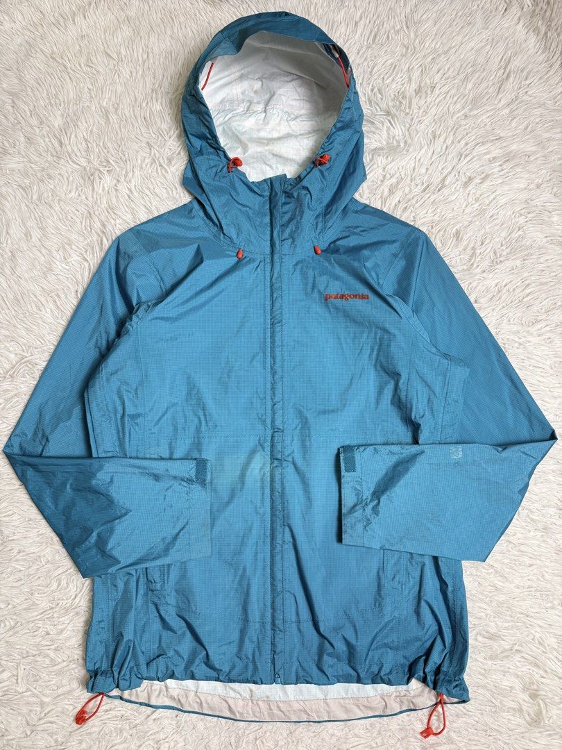 Patagonia Rain jacket (Category: Activewear) located in Baguio. Submitted by sellingtonshop (Listing ID 1466061514, Image 1). Description: s17. Patagonia torrent shell rain jacket *water proof Size: L womens Dimes: 28*23 Condition: very good Issue: light discoloration on its right pocket and pinhole on sleeve but the following issues doesn’t affect its proofing Grab: 1280.