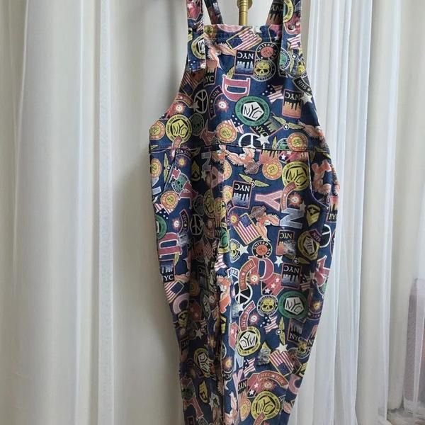 Patchwork Overalls (Category: Jumpsuits) located in Singapore. Submitted by bunjangpartners (Listing ID 1465355784, Image 1). Description: Waist 55 Total length 127 Adjustable length cute patchwork pattern overalls. They have a loose fit for comfortable wear and are a good eye-catching item. There are no special defects and it is in clean condition. If you wish to purchase, you can proceed with secure payment right away! --[Before You Buy]-- Sour