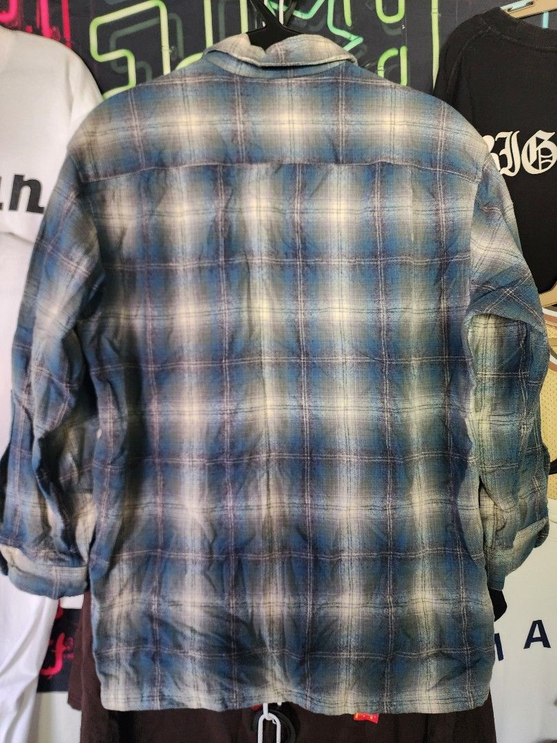 Pendleton wool polo long sleeves (Category: Coats, Jackets and Outerwear) located in Real. Submitted by raphy2019 (Listing ID 1466017091, Image 2). Description: .