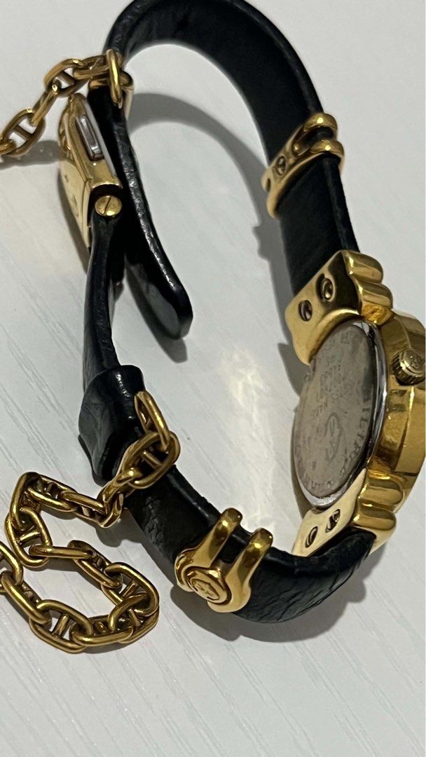 Philippe Charriol (Category: Luxury Watches) located in Macabebe. Submitted by _tiffanylopez (Listing ID 1465968223, Image 2). Description: 10/10 orig color 24mm.