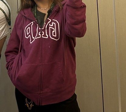 GAP Pink Hoodie Zip up Jacket (Category: Coats, Jackets and Outerwear) located in Pinamalayan. Submitted by _dragonfly (Listing ID 1466098780, Image 1). Description: .