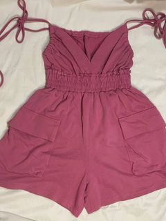 (Category: ) located in . Submitted by declutterbyjwy (Listing ID 1466092847, Image 1). Description: .