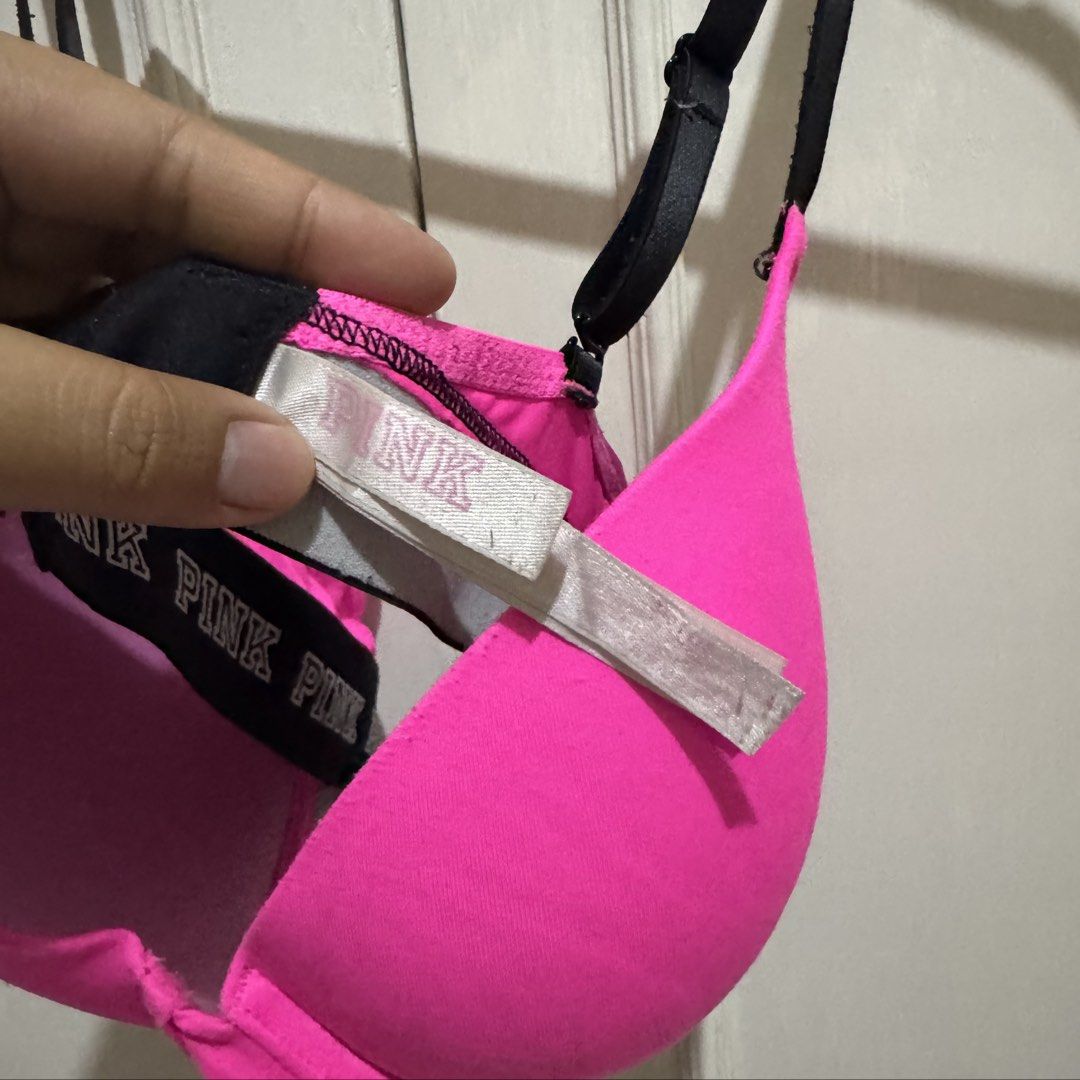 PINK VS Bra 34D (Category: Undergarments & Loungewear) located in Vigan. Submitted by chiyannav (Listing ID 1465968970, Image 3). Description: .