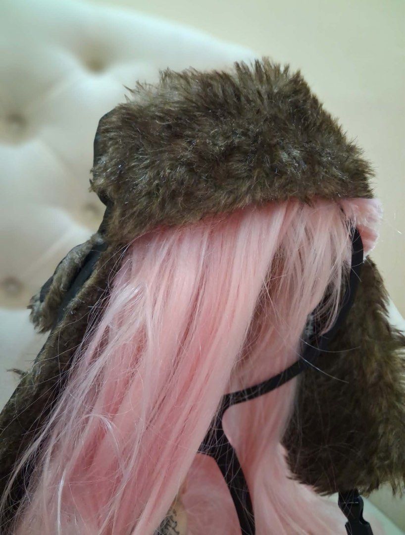 Pink wig (Category: Hair) located in Manila. Submitted by morocopipe (Listing ID 1466082369, Image 2). Description: .