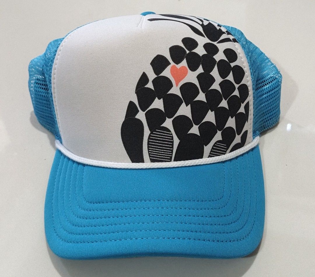 Pistil trucker cap (Category: Caps & Hats) located in Naga. Submitted by otaydenyoks (Listing ID 1465974419, Image 1). Description: .