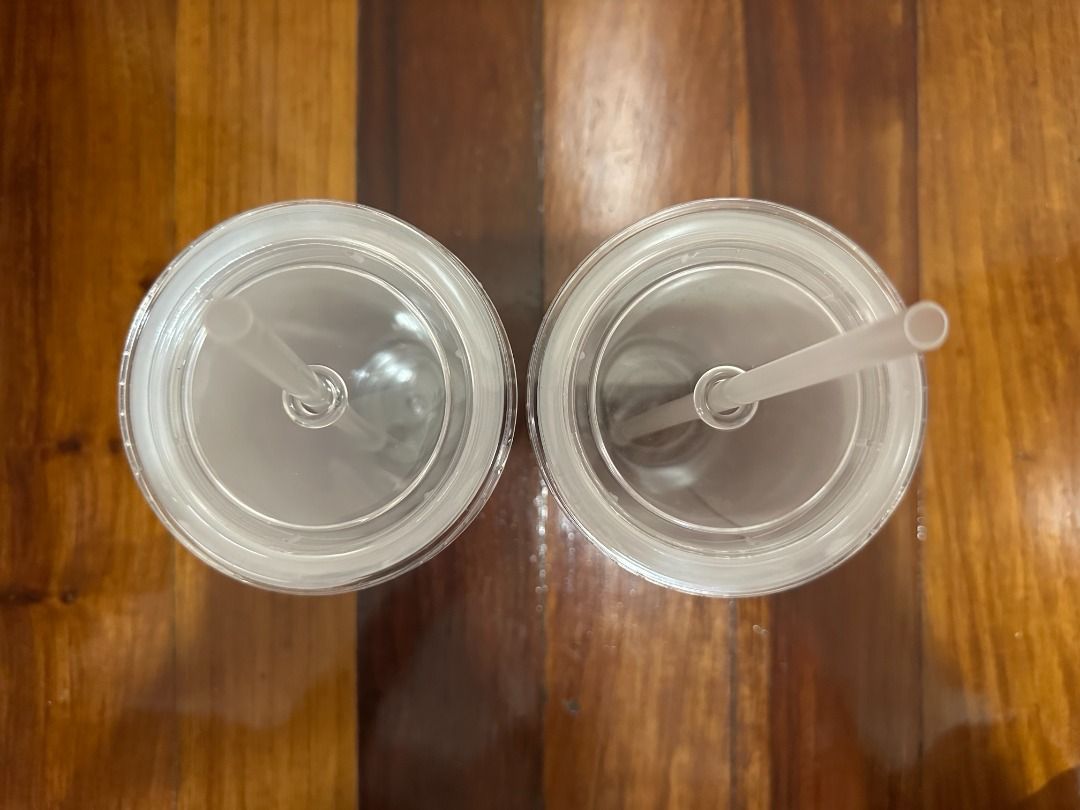Plastic Straw Cups Set (Category: Water Bottles & Tumblers) located in Makati City. Submitted by travelfinds34611 (Listing ID 1466100452, Image 2). Description: BRAND NEW. NEVER USED. Plastic Straw Cups Set 2 Designs: Mermaids & Ice Cream .