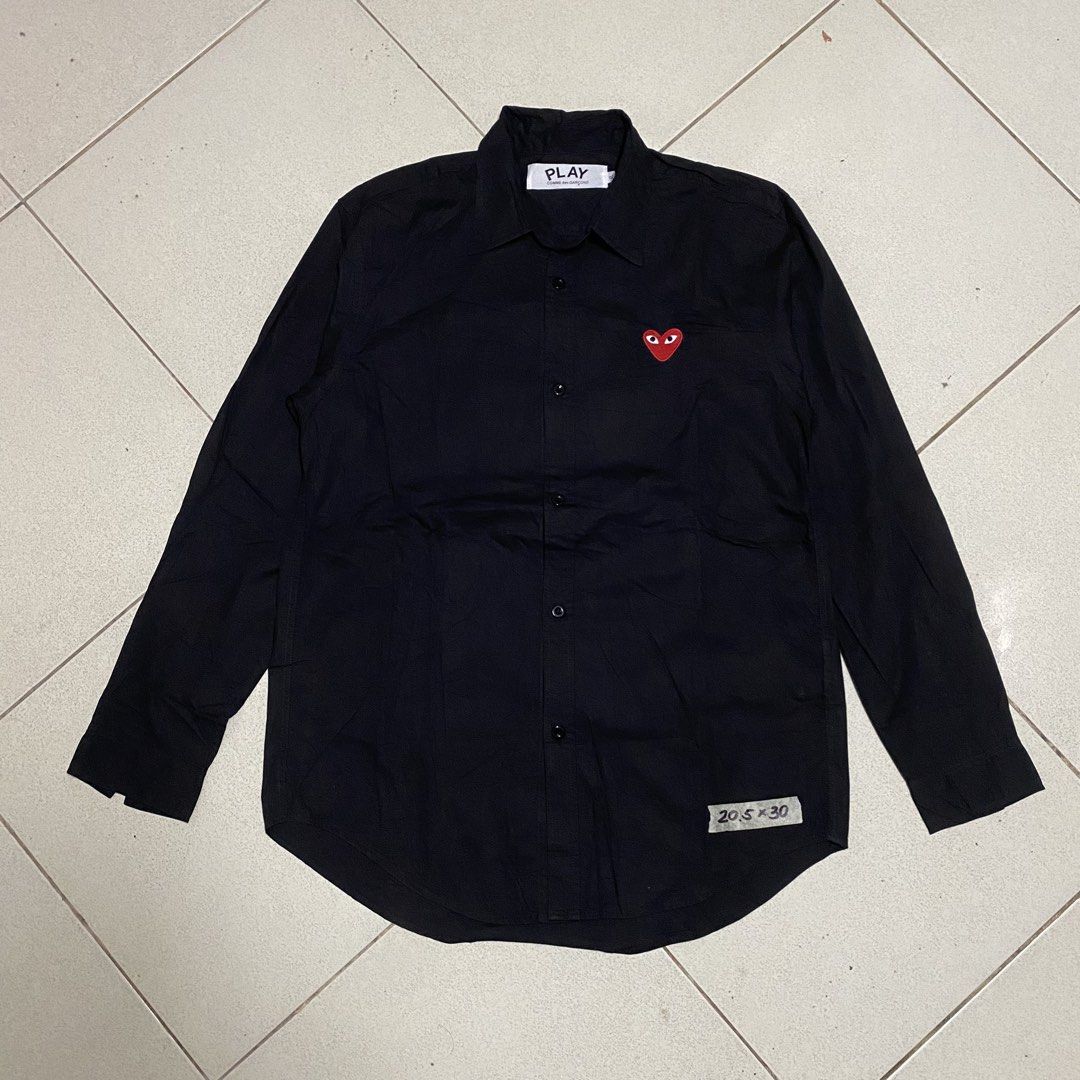 play button down (Category: Formal Shirts) located in Taguig. Submitted by xi_xxix1129 (Listing ID 1466082753, Image 1). Description: xl on tag 20.5x30” as new crispy condition 249php +sf no cod taguig location 📩📩📩.