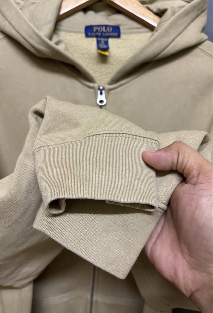 Polo Ralph Lauren (Category: Coats, Jackets and Outerwear) located in Cavite. Submitted by staythrifted.23 (Listing ID 1466113917, Image 3). Description: Size : X Large ( Youth ) Medium to Large ( Adult ) Dimes : Length 26 Width 22 Condition : Like new Color rate : 9.9/10 Wash and ready to wear Issue : Light stain ( Back part ) Need re wash Loc. Cavite We ship nationwide Payment first .