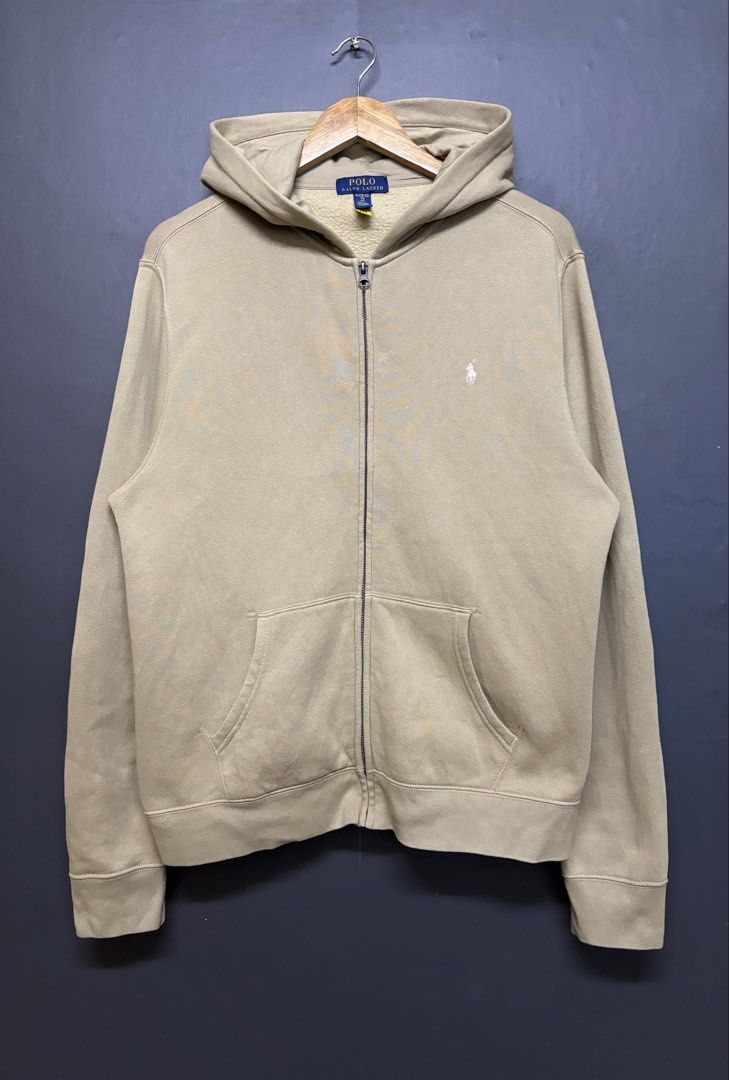Polo Ralph Lauren (Category: Coats, Jackets and Outerwear) located in Cavite. Submitted by staythrifted.23 (Listing ID 1466113917, Image 1). Description: Size : X Large ( Youth ) Medium to Large ( Adult ) Dimes : Length 26 Width 22 Condition : Like new Color rate : 9.9/10 Wash and ready to wear Issue : Light stain ( Back part ) Need re wash Loc. Cavite We ship nationwide Payment first .
