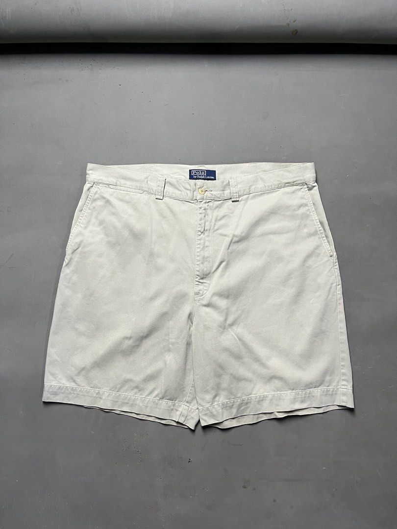POLO RALPH LAUREN CHINO SHORT (Category: Shorts) located in Quezon City. Submitted by kentstuff (Listing ID 1466073627, Image 1). Description: POLO RALPH LAUREN CHINO SHORT 🏷️450 Waist: 40-42 Length: 21 Leg opening: 14 Condition: Excellent CR: 9/10 Issue: ❌ DISCLAIMER: This is a thrifted item. All brands, logos, and trademarks belong to their rightful owners. We’re here to rehome great pieces — no brand affiliation intended.