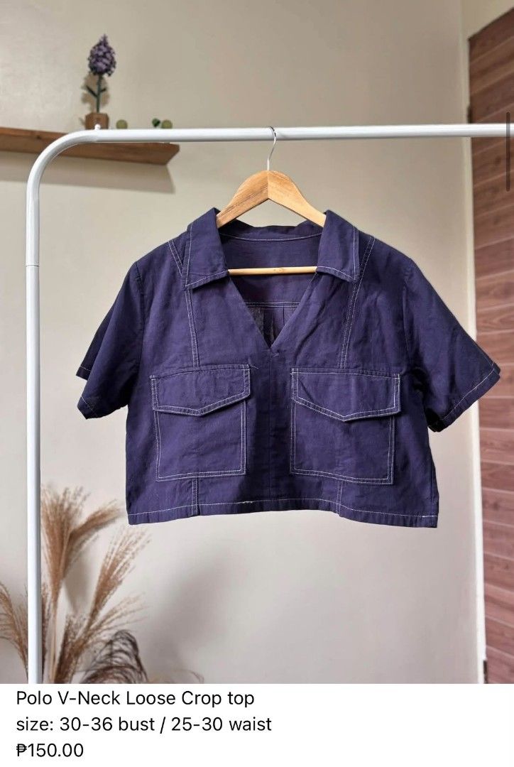 Polo V Neck Loose Crop Top (Category: Blouses) located in Manila. Submitted by engelinerlln (Listing ID 1466009527, Image 1). Description: .