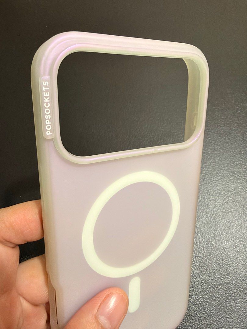 Popsocket Case - Opalescent White for iphone 17 Pro Max (Category: Cases & Sleeves) located in Makati City. Submitted by shatey (Listing ID 1466094672, Image 2). Description: No box, slightly used Bought last August 2026 Location: Bacoor, Cavite (delivery via Grab or Lalamove, booking c/o buyer) Meet up is okay if within Makati -One Ayala/Glorietta/Greenbelt .