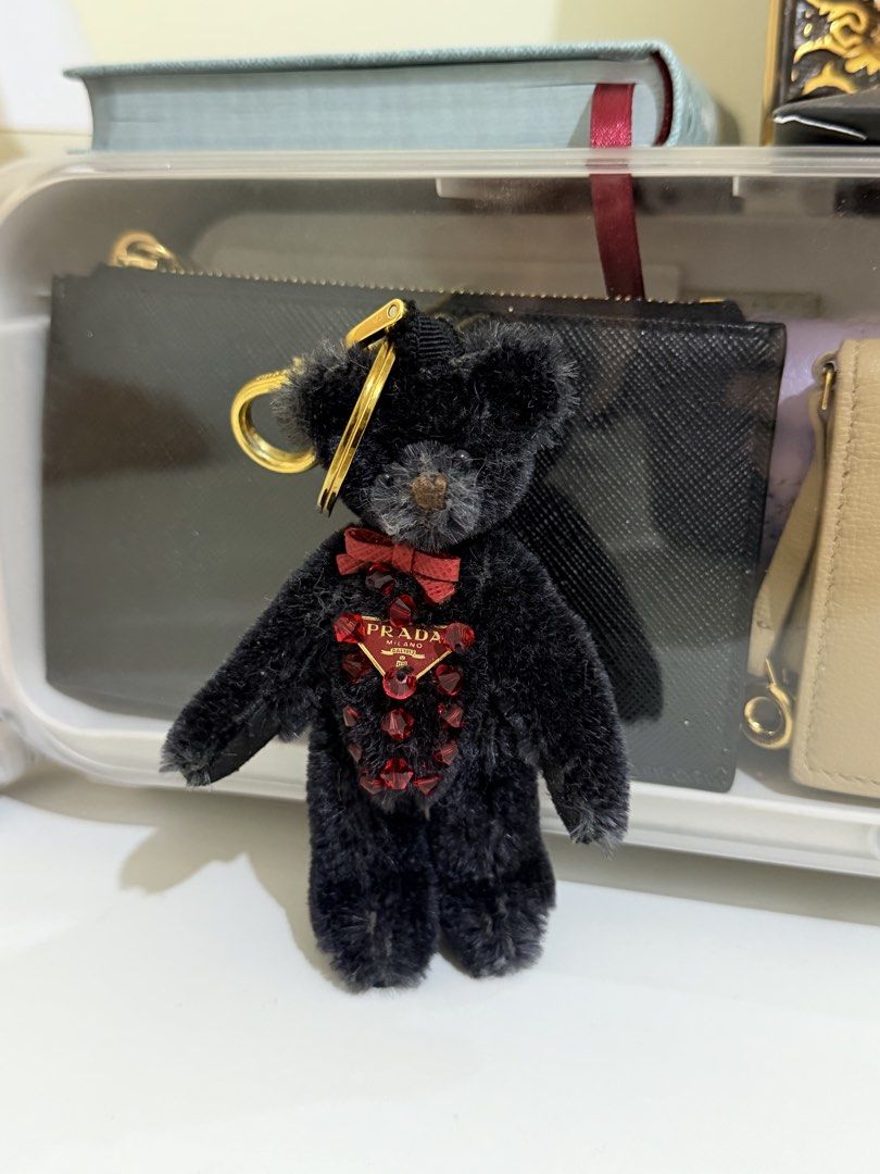 Prada bag charm (Category: Luxury Accessories) located in Santa Rosa. Submitted by pasabuy_by_angel (Listing ID 1466061619, Image 1). Description: .