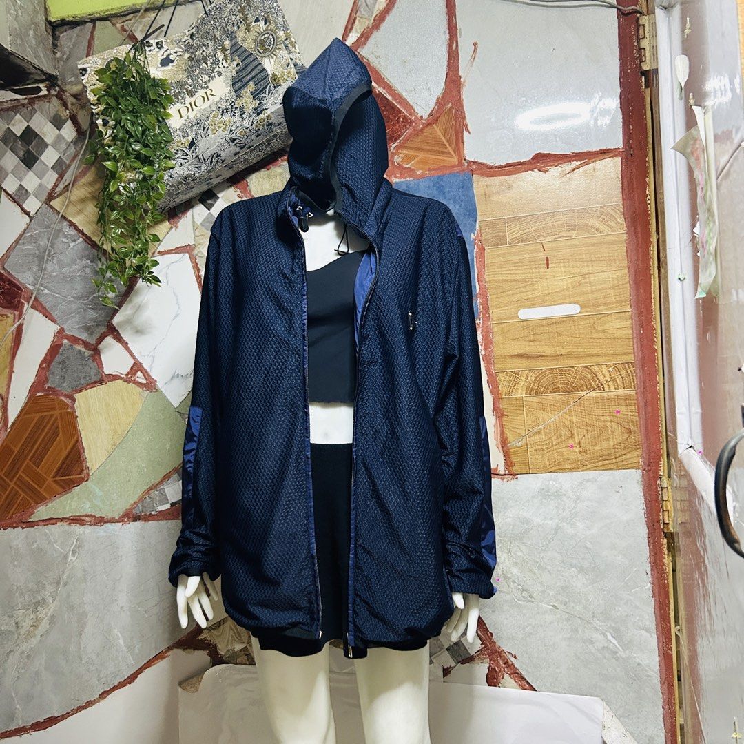 Prada jacket (Category: Luxury Apparel) located in Baguio. Submitted by kckc_luxury (Listing ID 1466085374, Image 2). Description: 🌸 TINY PINK SPOTS ARE LENS DAMAGE, NOT CLOTH STAINS ————————— ❗️KINDLY READ BEFORE MAKING AN OFFER❗️ LISTING DETAILS size:Large width x length (inches):25x29 condition: EXCELLENT --- MOP: Gcash / BPI MOD: J&T / JRS LOCATION: Baguio City --- NOTE: • Manage your expectations • Photos did not go under any edit but color